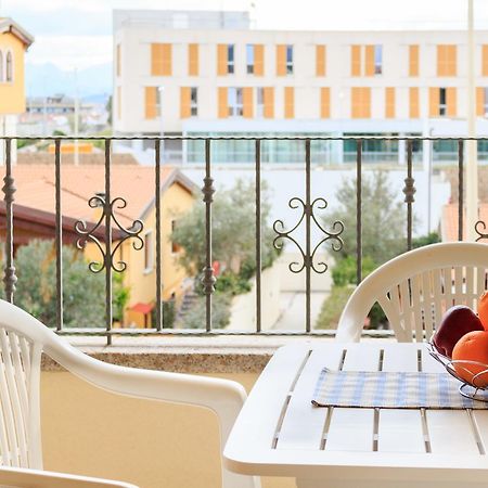 Sanpietroburgo 22 Lägenhet Olbia Exteriör bild