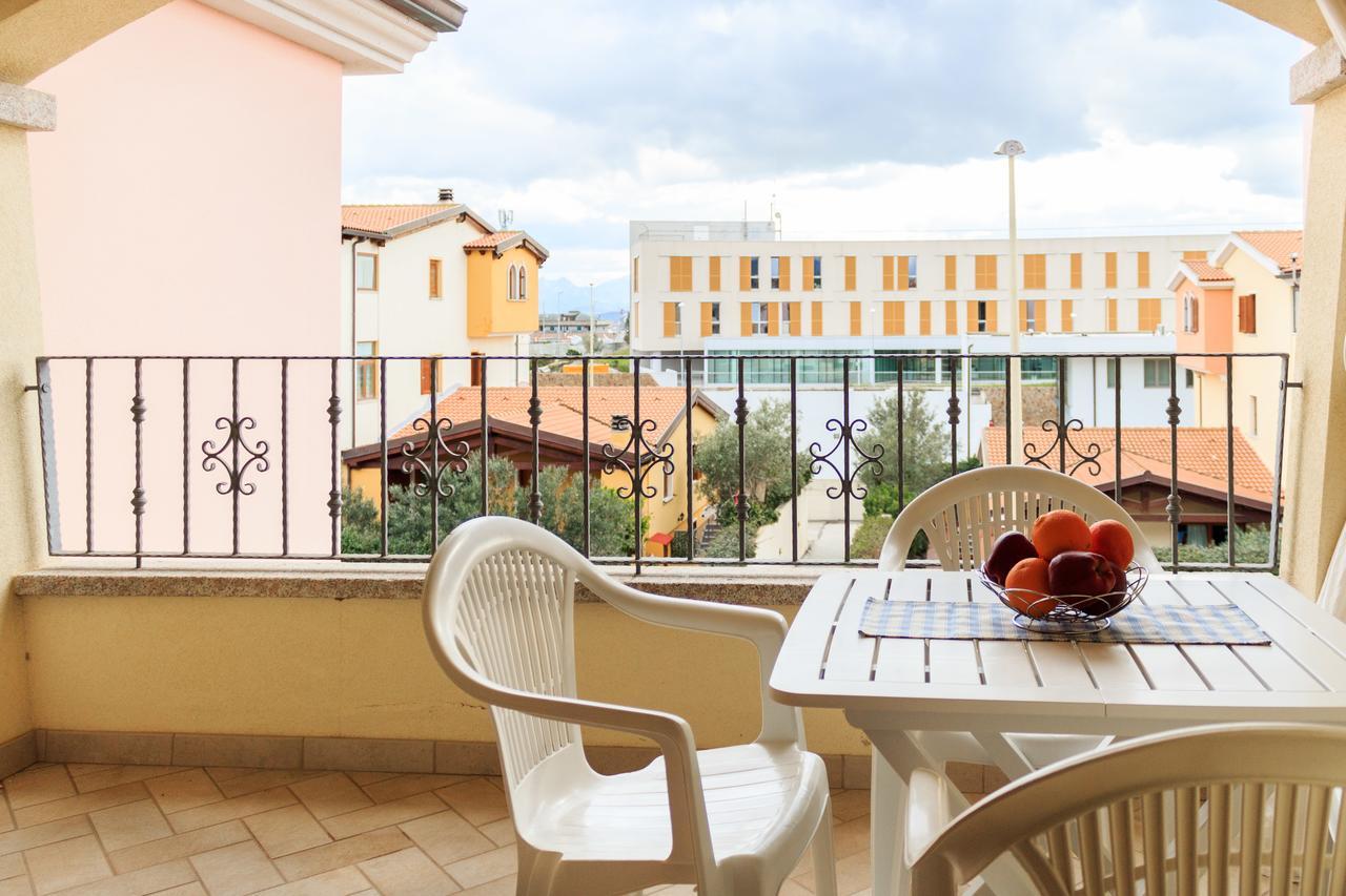 Sanpietroburgo 22 Lägenhet Olbia Exteriör bild